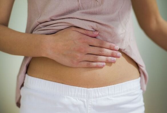 dor abdominal devido a vermes