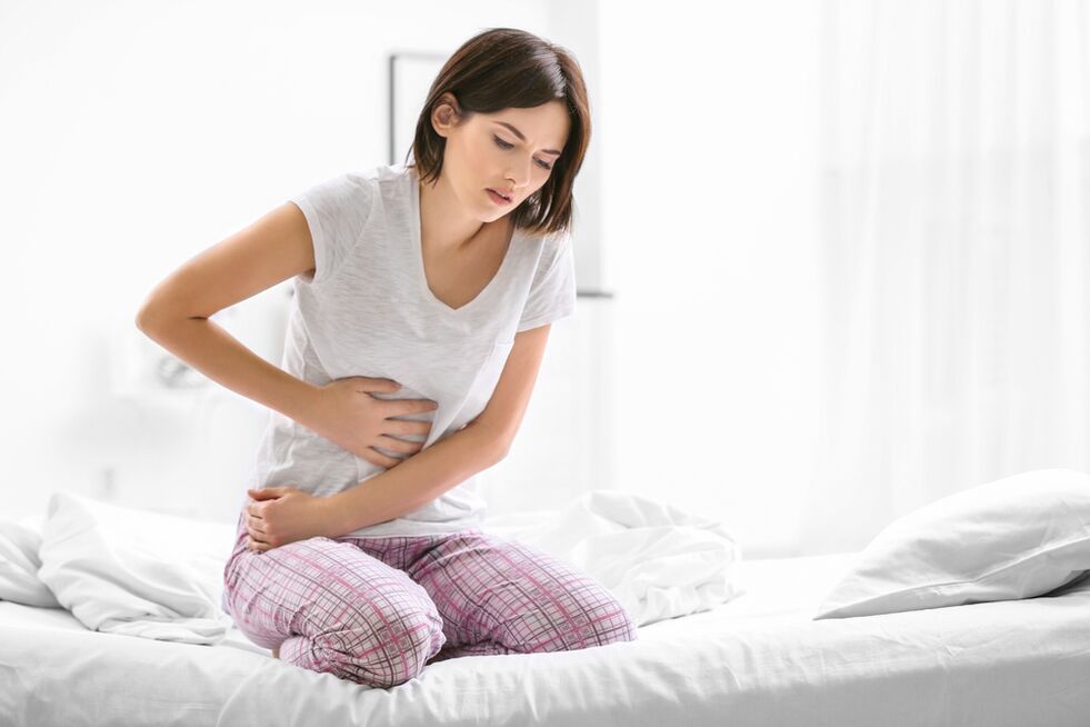 dor abdominal como sintoma da presença de parasitas